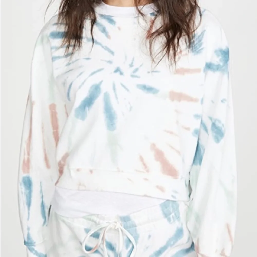 Sweatshirt✨ - Picture 2 of 9